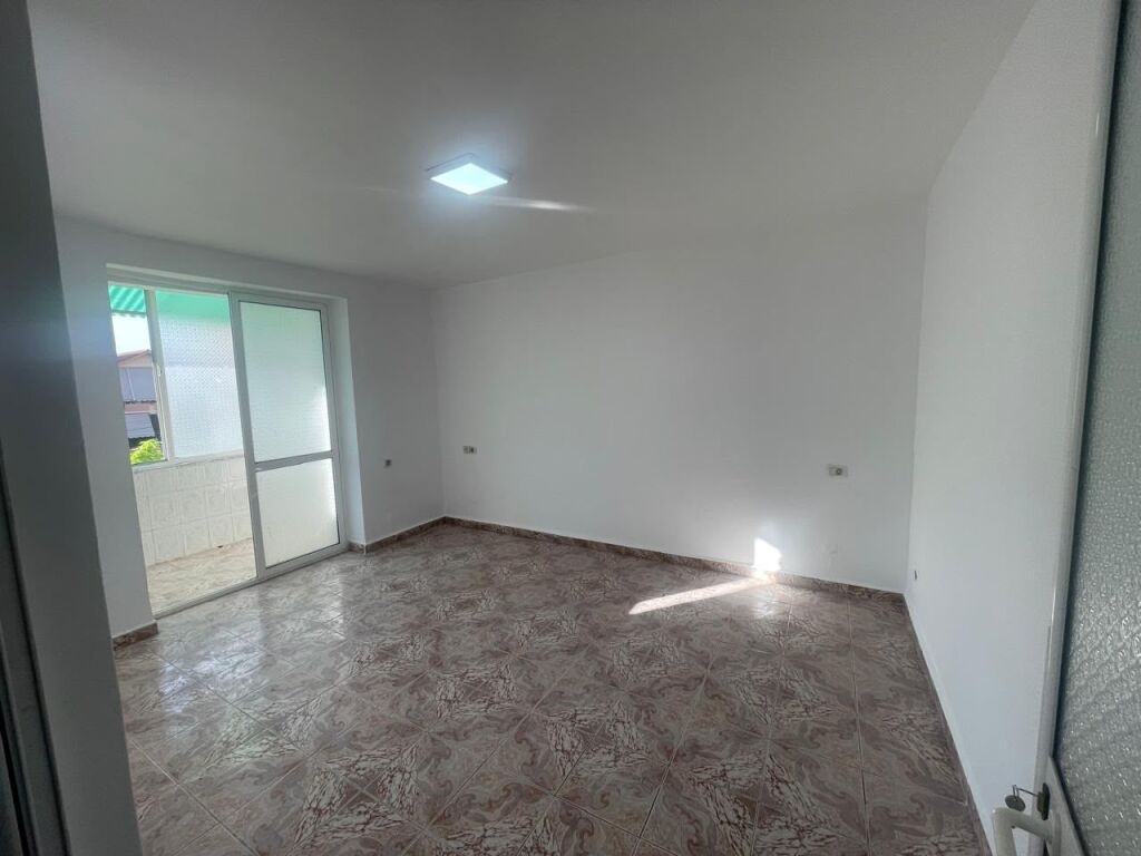 Apartment for rent - Train Station