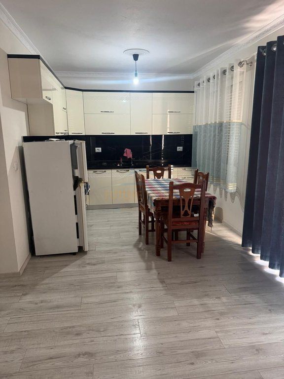 Affitto, Appartamento 3+1+2, Fresk, Tirana