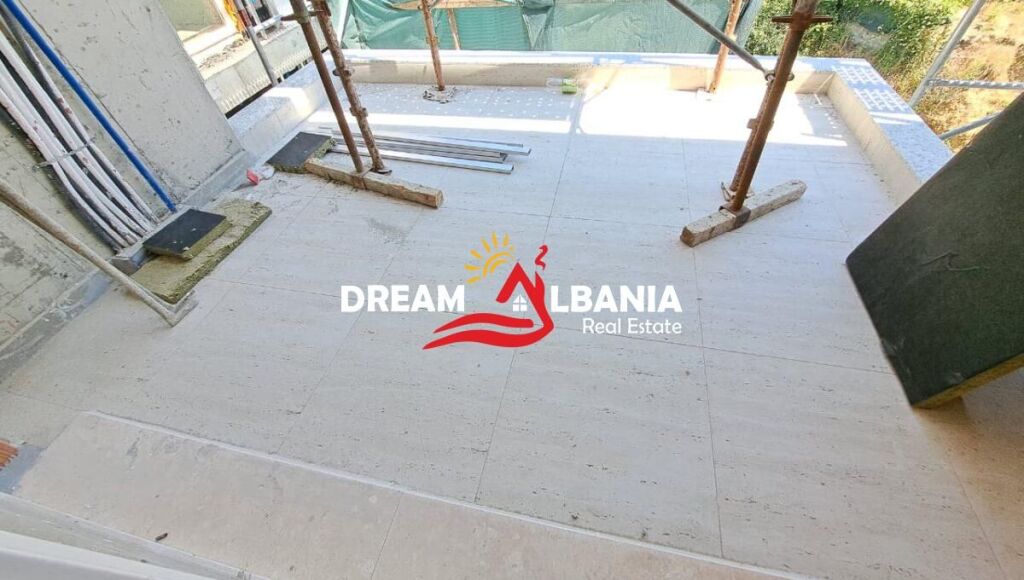 Appartamento 2+1 in vendita vicino al lago secco presso Radisson Hotel a Tirana (ID 5121001)