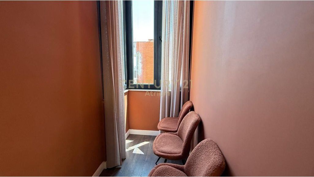 Appartamento 1+1 In Affitto a Pazari i Ri, Tirana - 700€ | 98 m²