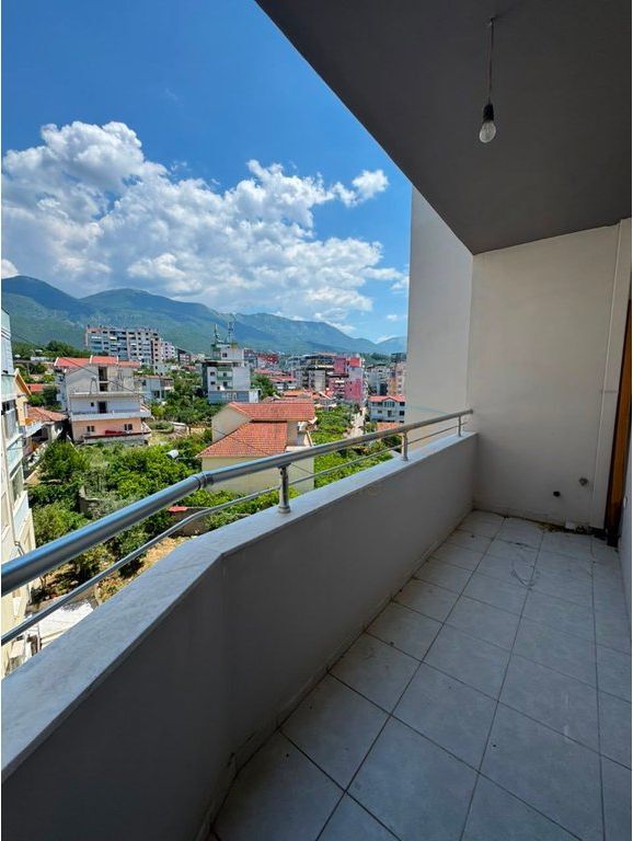 For sale, Apartment 1+1, Shefqet Kuka Street, Fresk