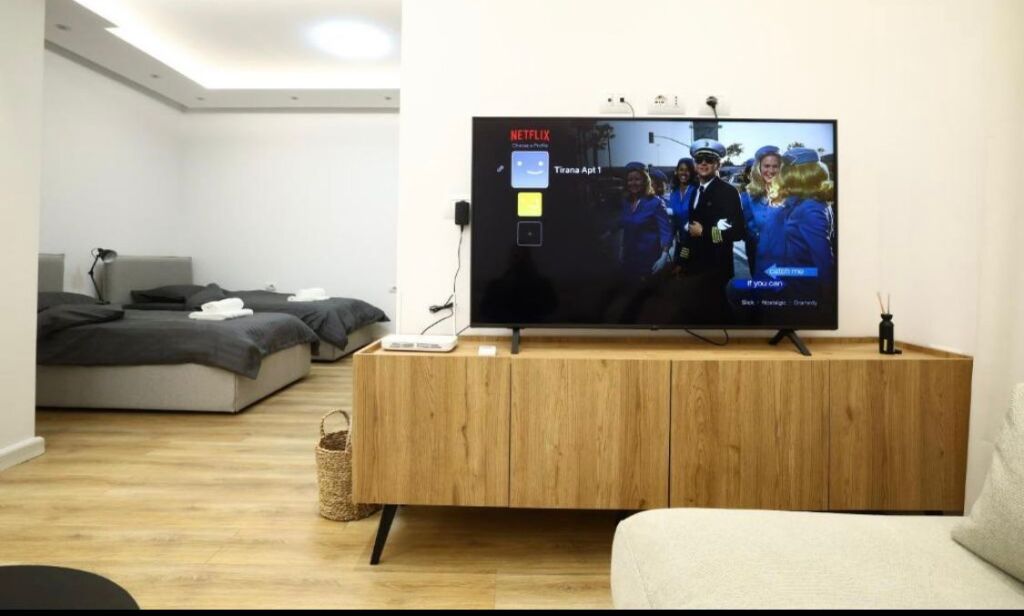 🏡 Apartment 2+1 for Rent in the Center of Tirana