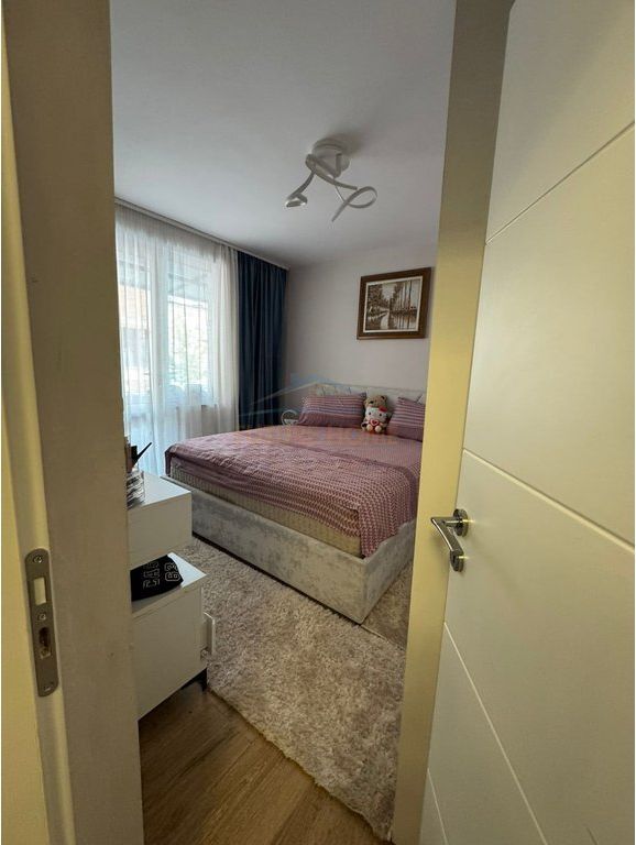 For sale 1+1+ Veranda, Kinostudio. DB60654
