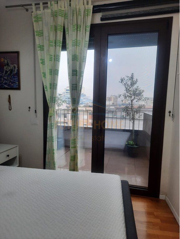 Rent, Apartment 1+1, Barrikadave Street, Tirana
