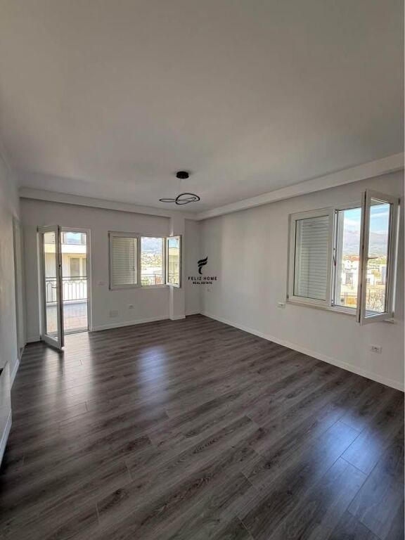 VILLA FOR RENT 250 M2 TEG 3,000 EURO FH-81267