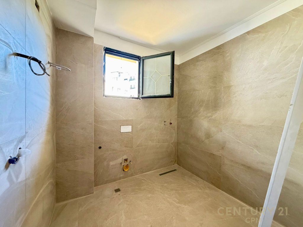 FOUR-STORY VILLA FOR RENT NEAR THE ZOOLOGICAL GARDEN! 2,500 € /Month
