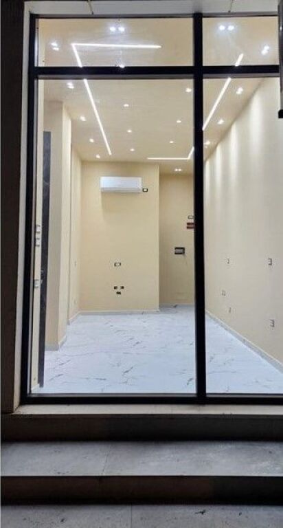Negozio - In Affitto - Via Mine Peza, Tirana(530181099-350)
