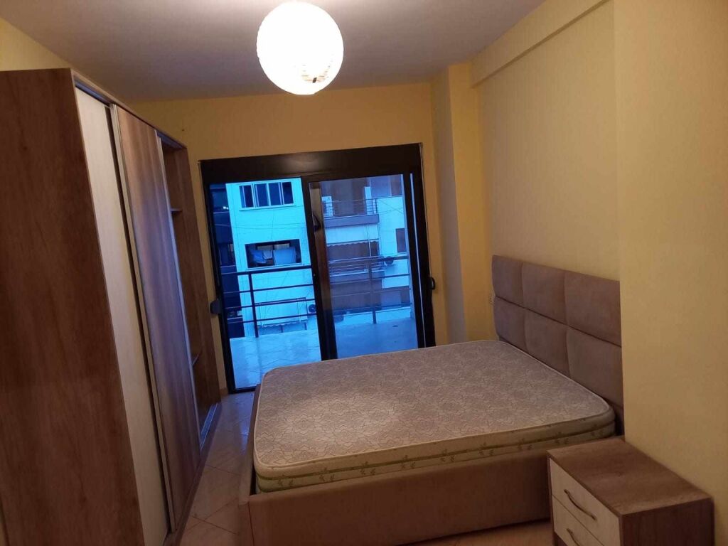 Apartment 2+1, Yzberisht!