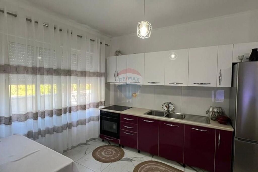 Appartamento - In Vendita - Via Muhamet Deliu, Tirana
