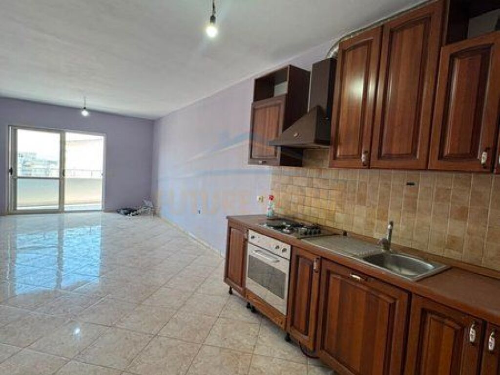 For sale, Apartment 1+1, Shefqet Kuka Street, Fresk