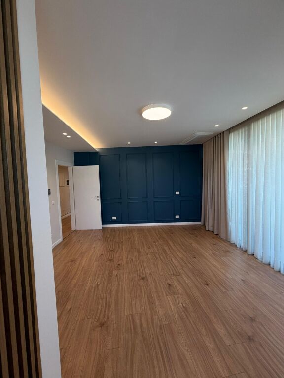 🏢 LOCALE UFFICIO IN AFFITTO – VISTA LAGO