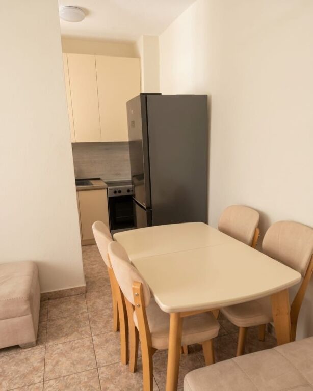 1+1, 5th floor without elevator, commune of Parisit, 450 thousand lek