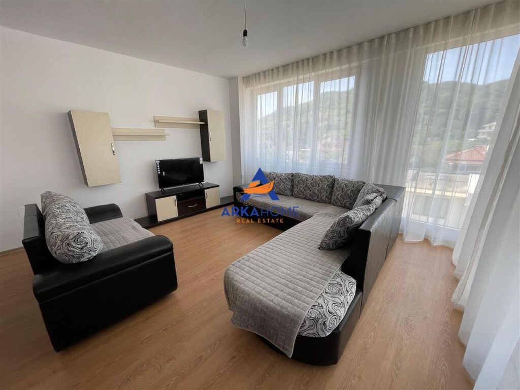 JEPET APARTAMENT ME QERA 2+1+BALLKON "VORE" 40.000 LEKE (I DISKUTUESHEM)