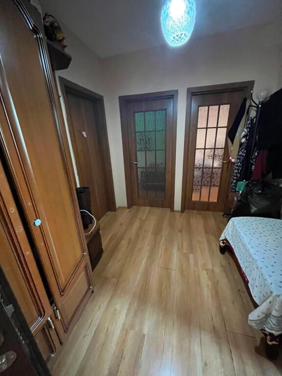 Appartamento 2+1 in affitto a Brryli / dietro la scuola Andon Zako Cajupi