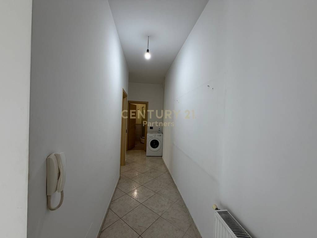 JAPIM ME QIRA APARTAMENT 2+1+2 TEK KOMPLEKSI KIKA 2,KOMUNA E PARISIT!