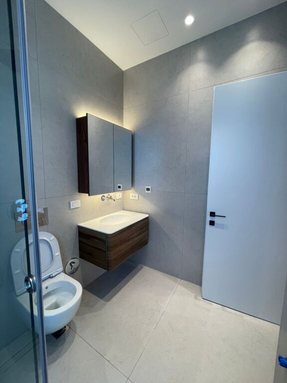 🏡 Jepet me qira apartament  2+1+2 + Post Parkimi ✨