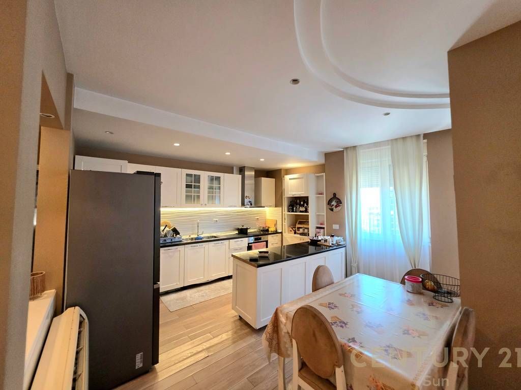 DUPLEX/PENTHOUSE FOR SALE NEAR THE ARTIFICIAL LAKE