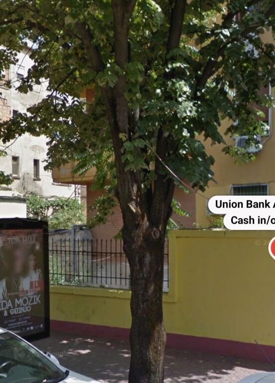 Business premises for rent in the heart of the block  