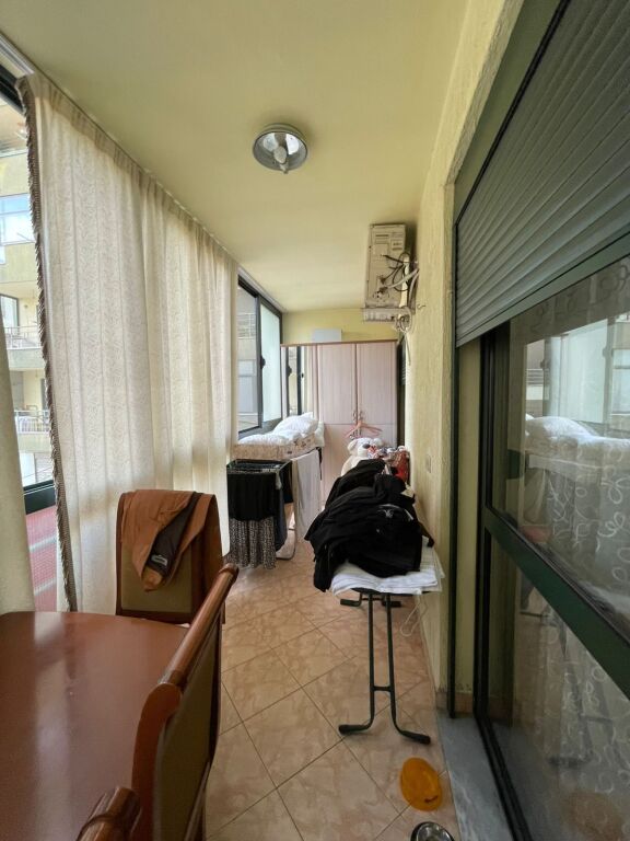 Rent, Apartment 2+1+2, 5 Maj Street, Tirana . Empire71258