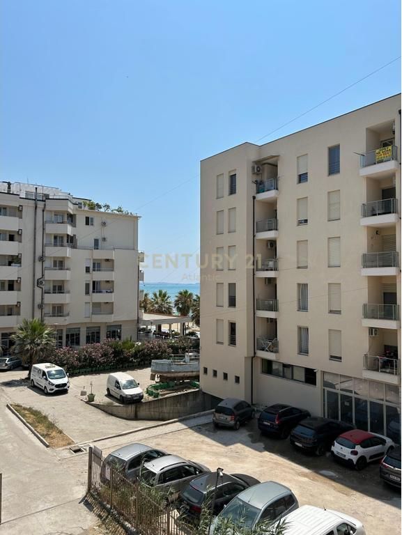 FOR RENT 1+1 APARTMENT WITH SEA VIEW NEAR THE FIRST STATION ON THE BEACH