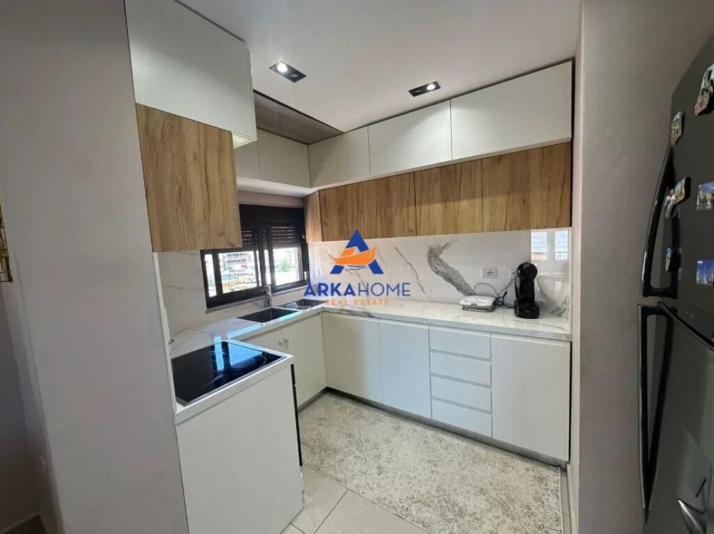 FOR RENT MODERN PENTHOUSE 2+1 WITH VERANDA "XHAMLLIKU, MARIE LOGORECI STREET" 750 EURO