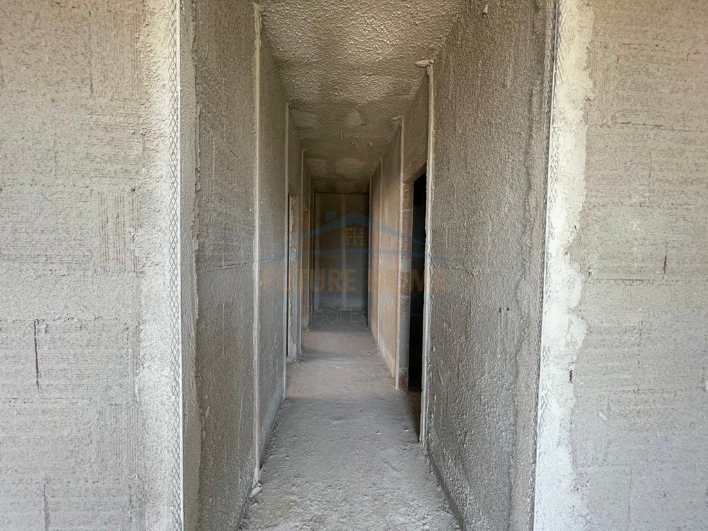 For sale, 2+1 Apartment, former Aviation Field, Tirana.