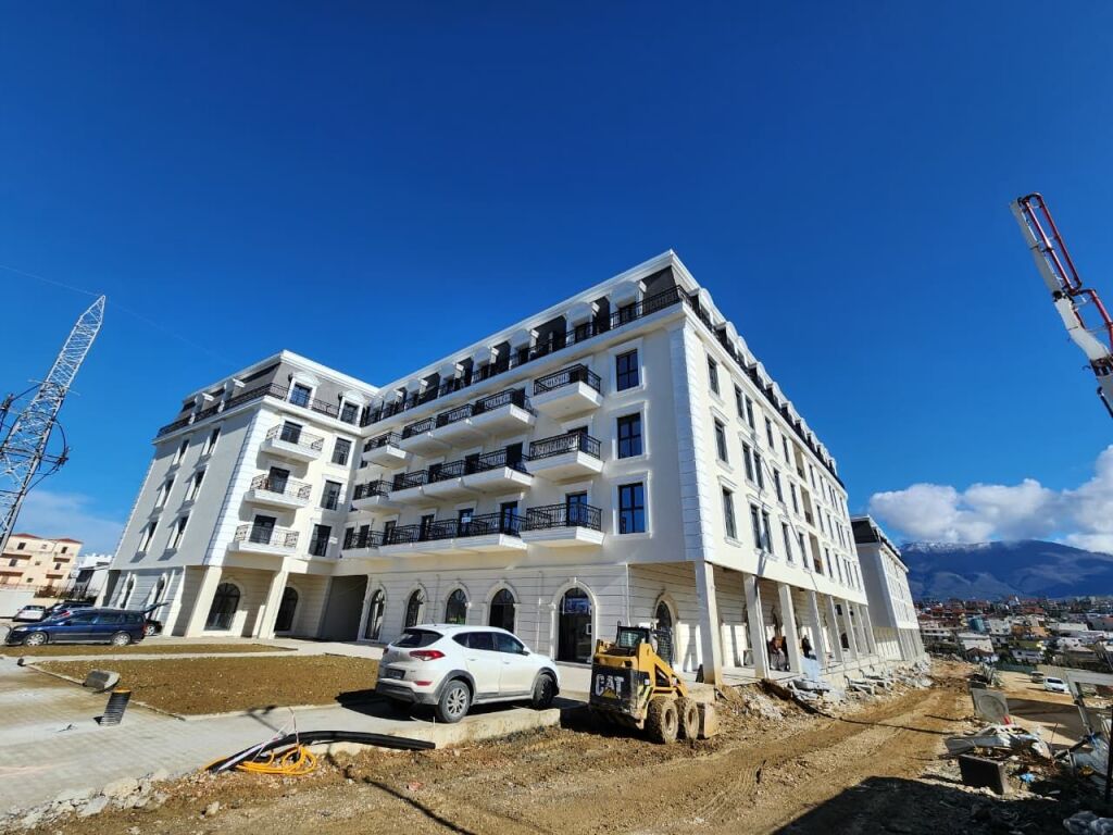 For sale 1+1, Sauk, Tirana Porta e Re. DB64584