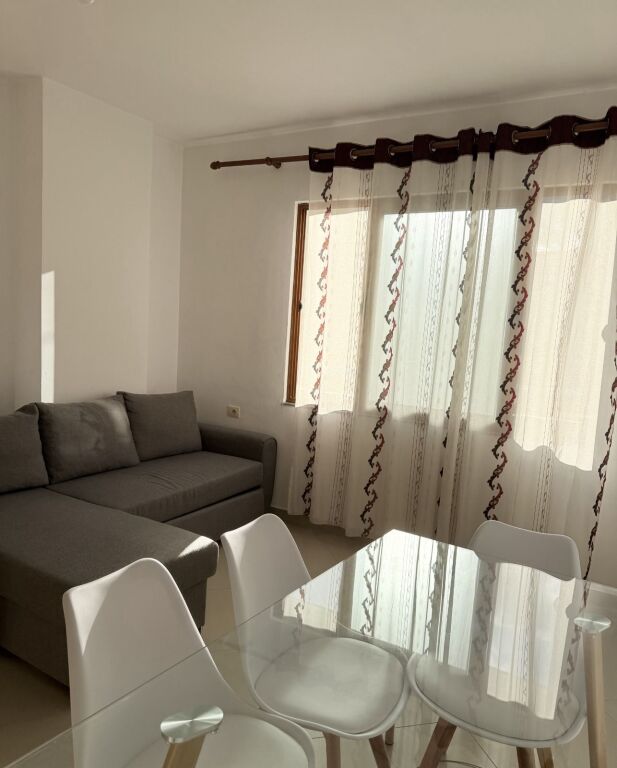 apartment for rent in Astir