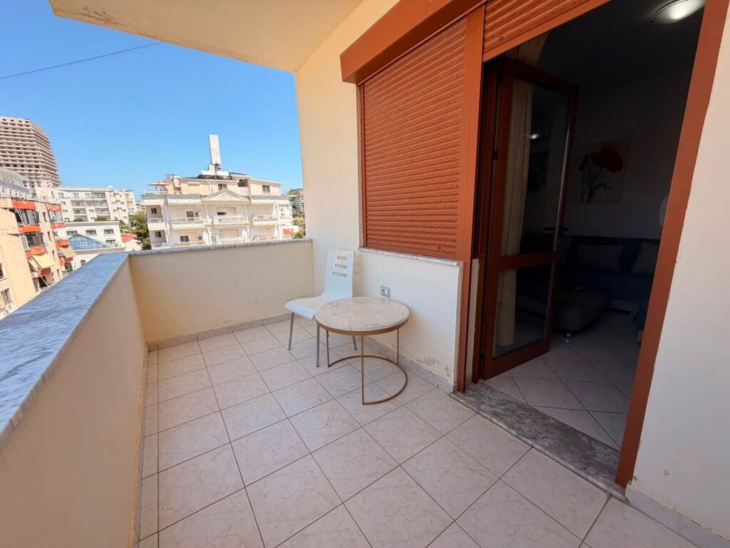 Shitet Apartament 1+1 në Golem – Pranë Fafa Resort
