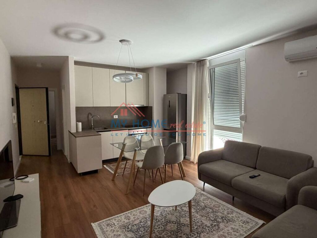 Apartament 2+1 me Qera Rruga e Barrikadave ne Tirane