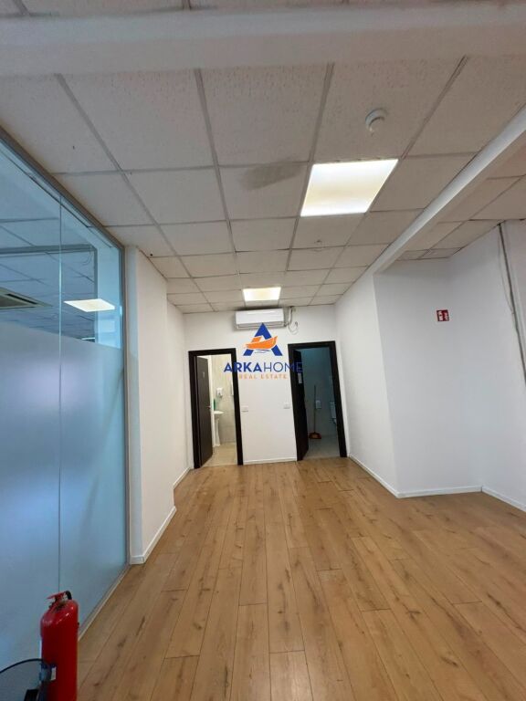 BUSINESS UNIT FOR RENT 540 M2 "IN BLLOK" 7000 EURO NET