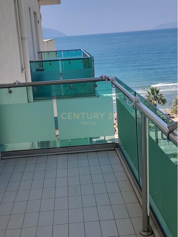 APARTMENT 2+1 FOR RENT, ON THE LUNGOMARE!