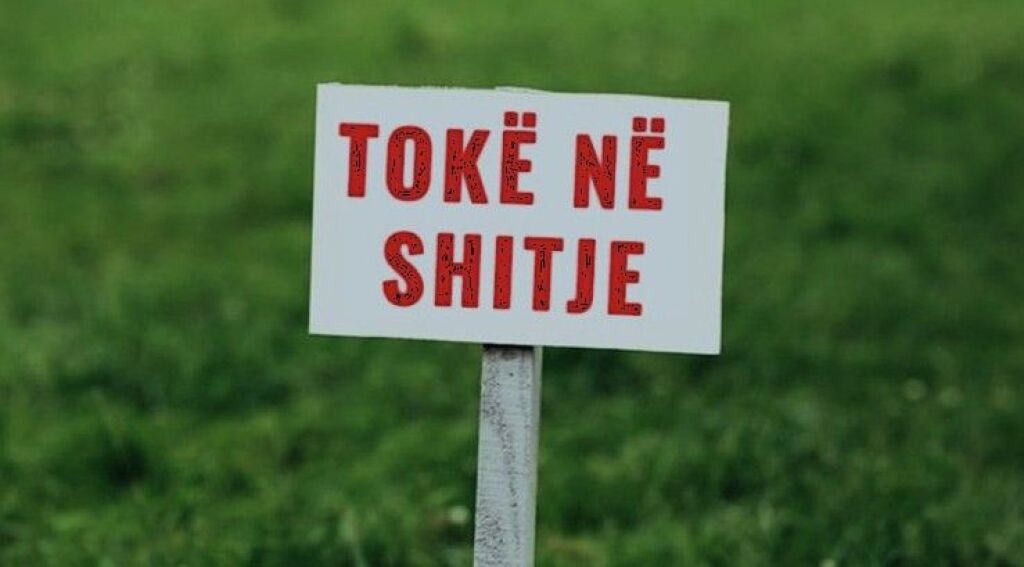 🏡 Shitet Tokë në Farkë të Vogël – Mundësi e Shkëlqyer Investimi!**