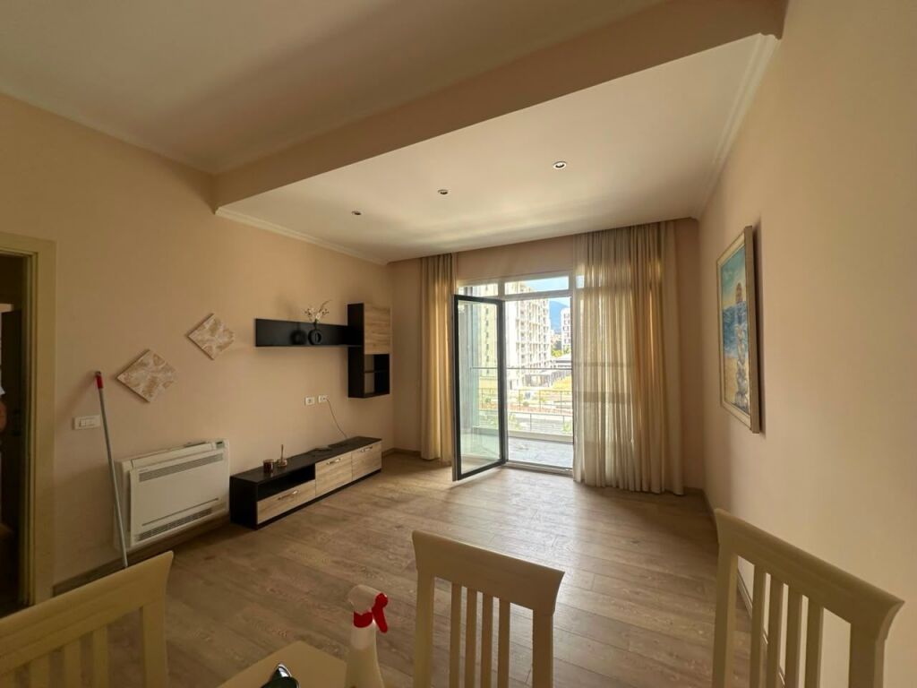 2+1 apartment plus parking space for rent