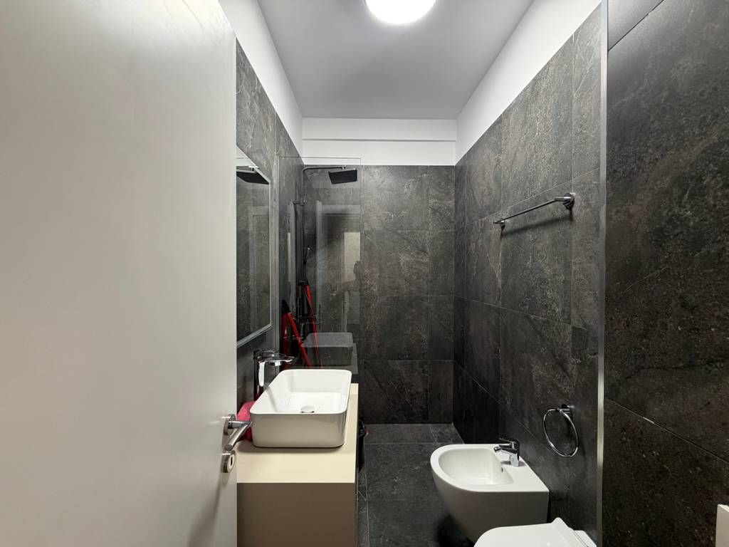 Qera, Apartament 2+1+2, Golden Tower Residence, Tiranë.