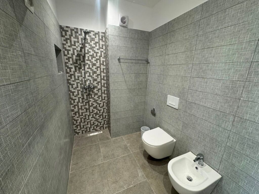 ✨ Jepet me qira apartament luksoz 2+1+2 në Zogun e Zi!