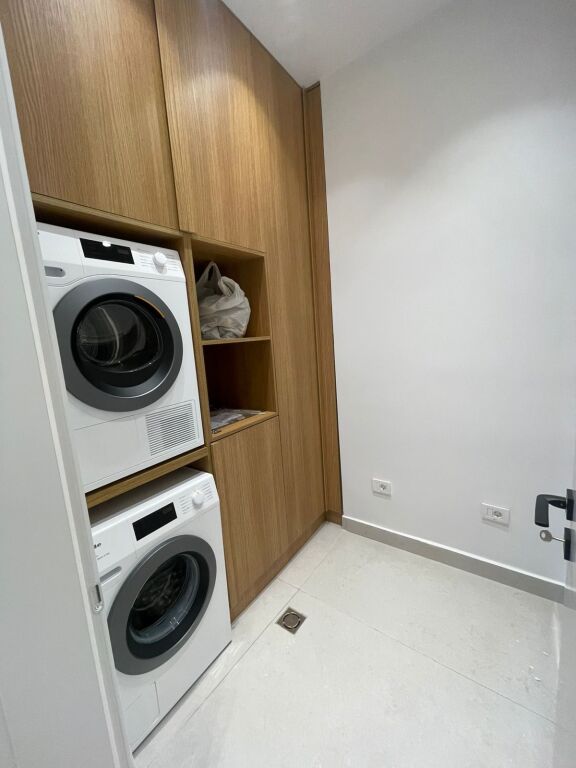 Jepet me qira apartament  2+1+2 + Post Parkimi ✨