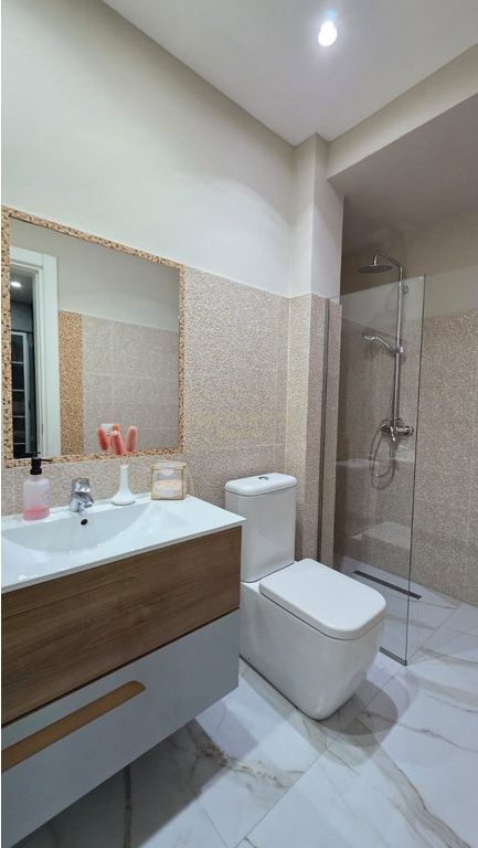 Apartament 2+1+2 per shitje ne Vlore, Rruga Transballkanike