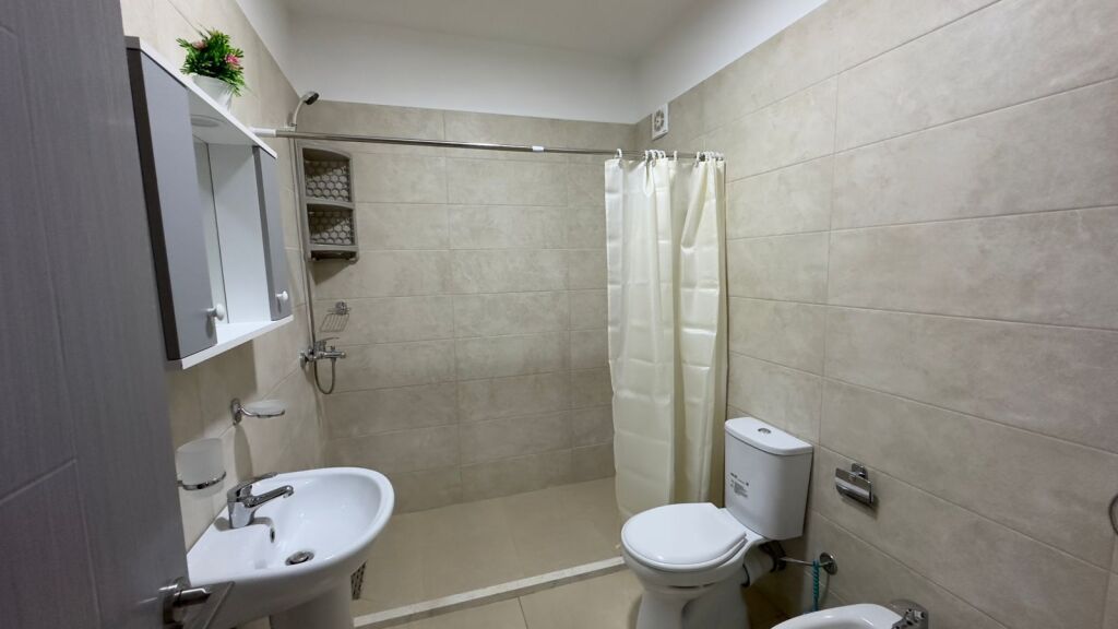 Rent, Apartment 2+1+2+Parking, 5 Maj Street, Tirana . Empire71251