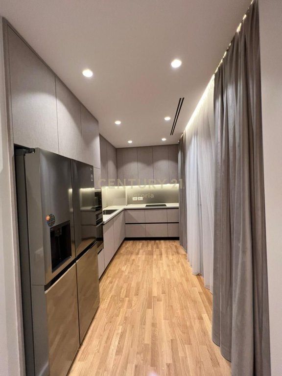 Apartment 3+1+2+Parking Space for rent at Kosovarve Street