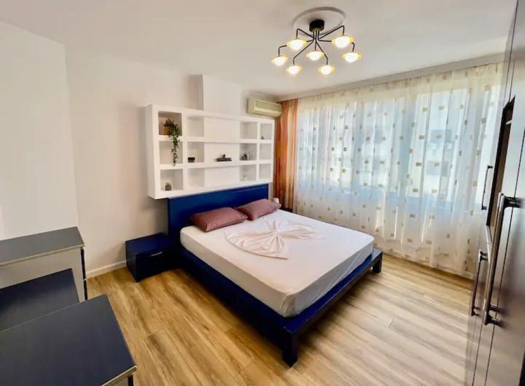 🏡 Jepet me Qira Apartament 2+1+2 tek Rruga Faik Konica