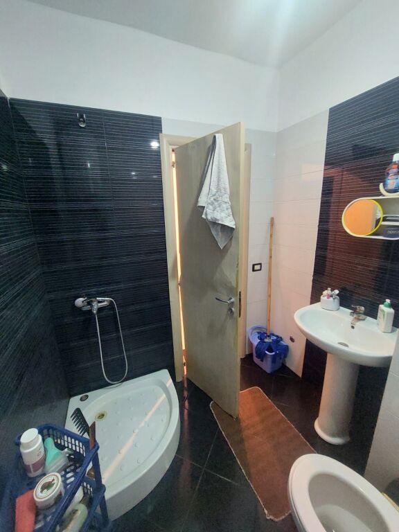 Qera | Apartament 2 + 1 | American Hospital 3 | 470 €/muaj