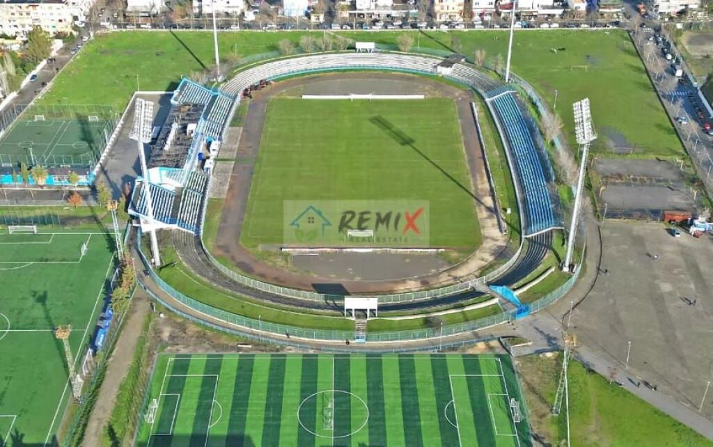LOCALE COMMERCIALE IN AFFITTO VICINO ALLO STADIO, DURRES