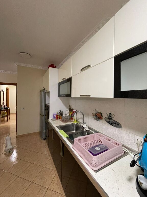 Rent, Apartment 2+1+2, 5 Maj Street, Tirana . Empire71258