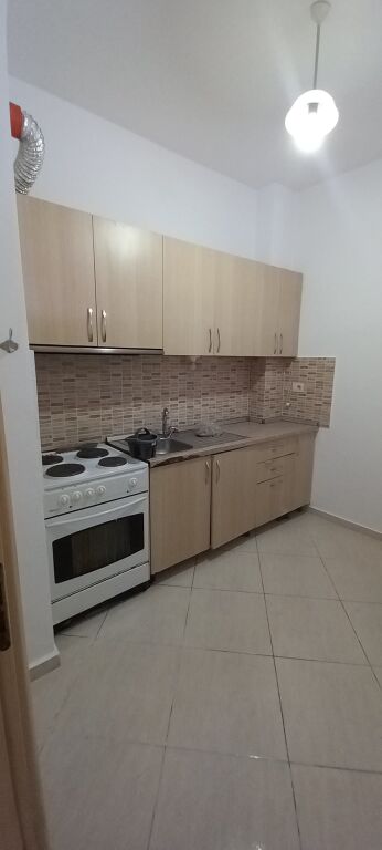 Apartment 2+1 for sale in Fresk for 140 million lek