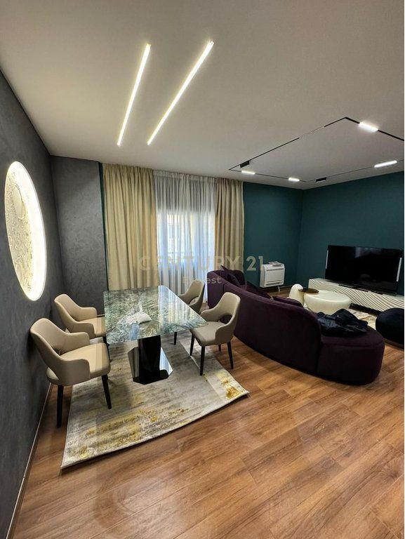 RESIDENCA LAKE LAND, JAPIM ME QIRA APARTAMENT 1+1+POST PARKIMI