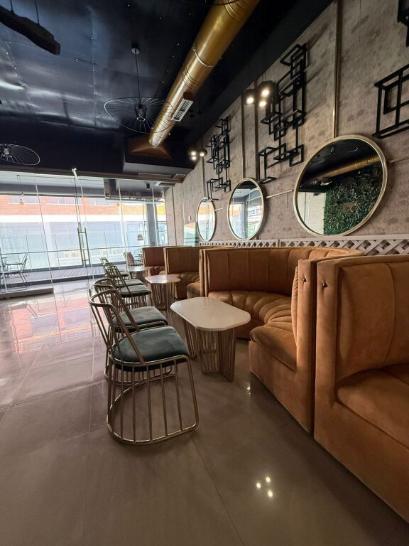 Near Blloku Gintash, Lapraka, TiranaBusiness Bar - Cafe!
