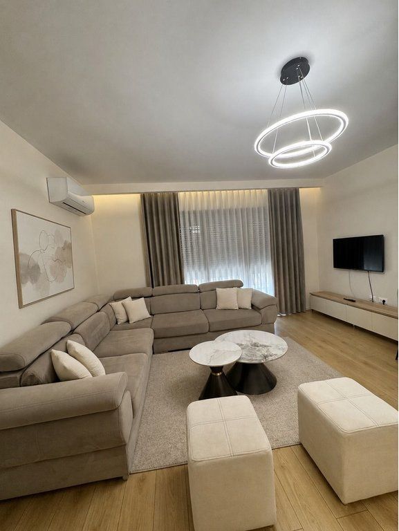 NEW BOULEVARD – 1+1 APARTMENT FOR RENT IN THE NDREGJONI COMPLEX!