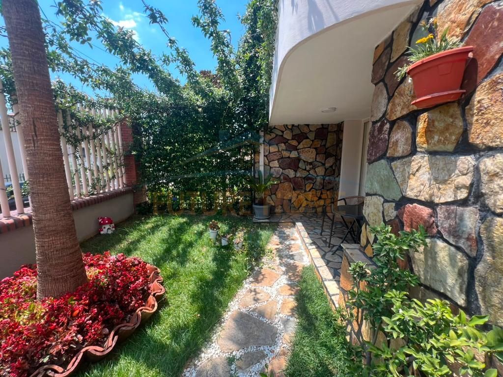 For rent, Duplex 2+1+2, Former Electric Market, Tirana.