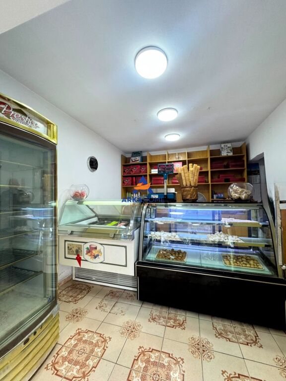 PASTRY SHOP FOR RENT 74M2 "FORMER TRAIN STATION" 70,000 LEKE
